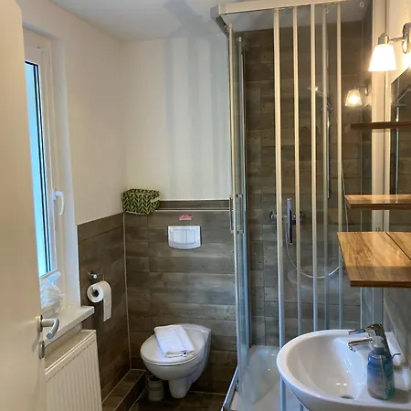 Feriehus Ferienglueck Im Doppelhaus - 60 M Zum Haus 4 Karlshagen